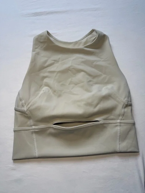 LULULEMON top - Picture 4 of 4